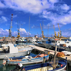 Il mare, luogo di incontro per lo sviluppo della pesca e del commercio