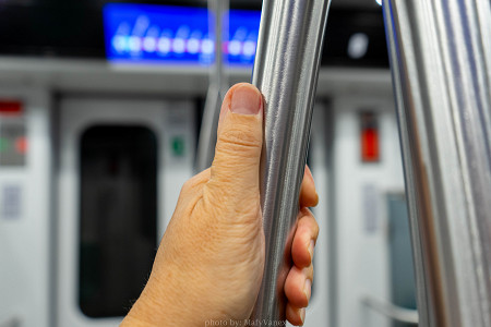 Aggrappati al futuro